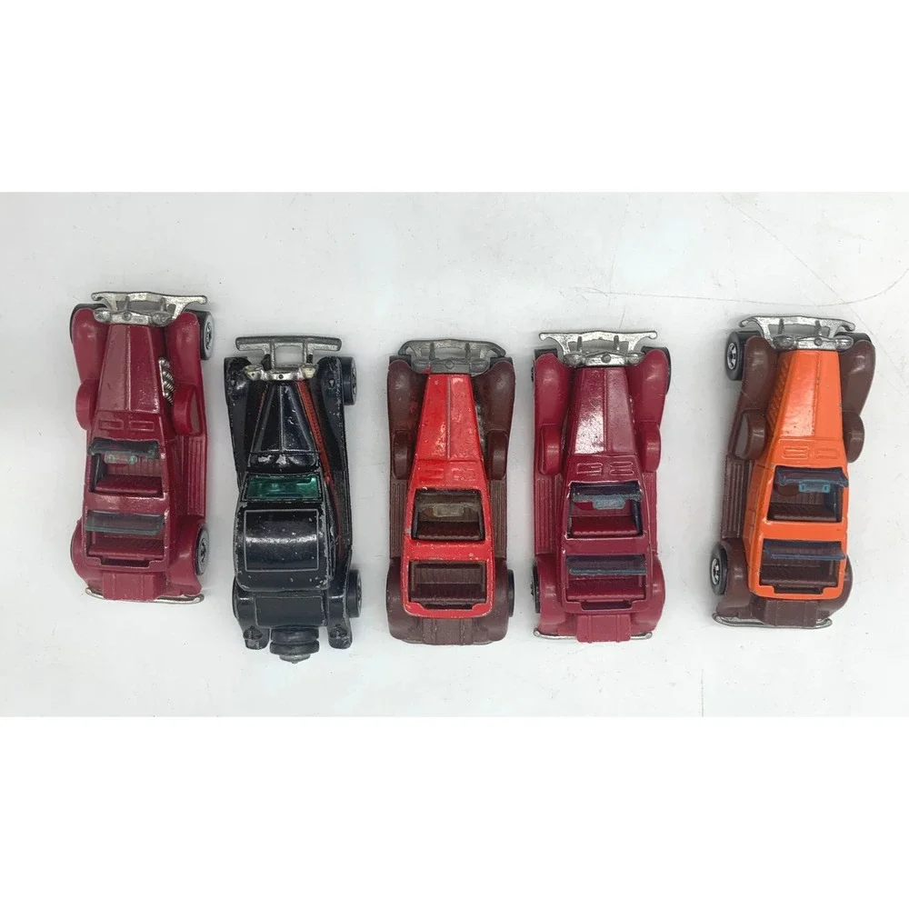 Hot Wheels Diecast Toy Cars Lot of 5 Multicolor Vintage 31 Doozie 37 Bugatti